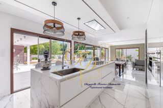  Maison à vendre 6 pièces 220 m²