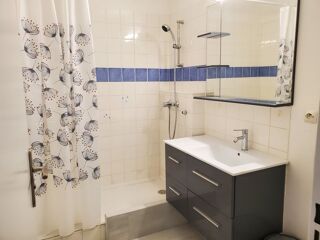  Appartement à louer 3 pièces 68 m²