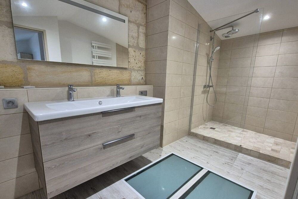 � vendre  Appartement Bordeaux (33800)