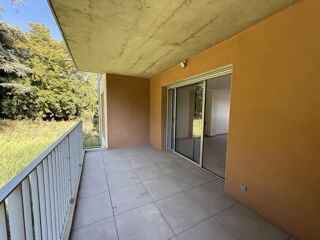 Appartement à louer 3 pièces 60 m²