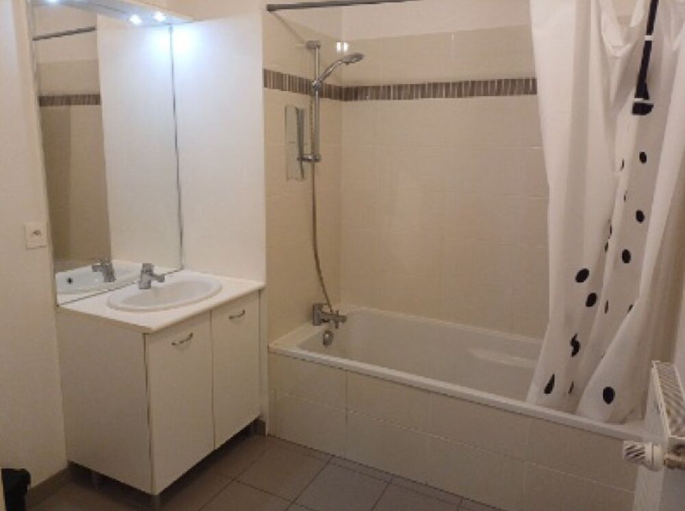 Location Appartement T2 avec parking à Bordeaux Bordeaux