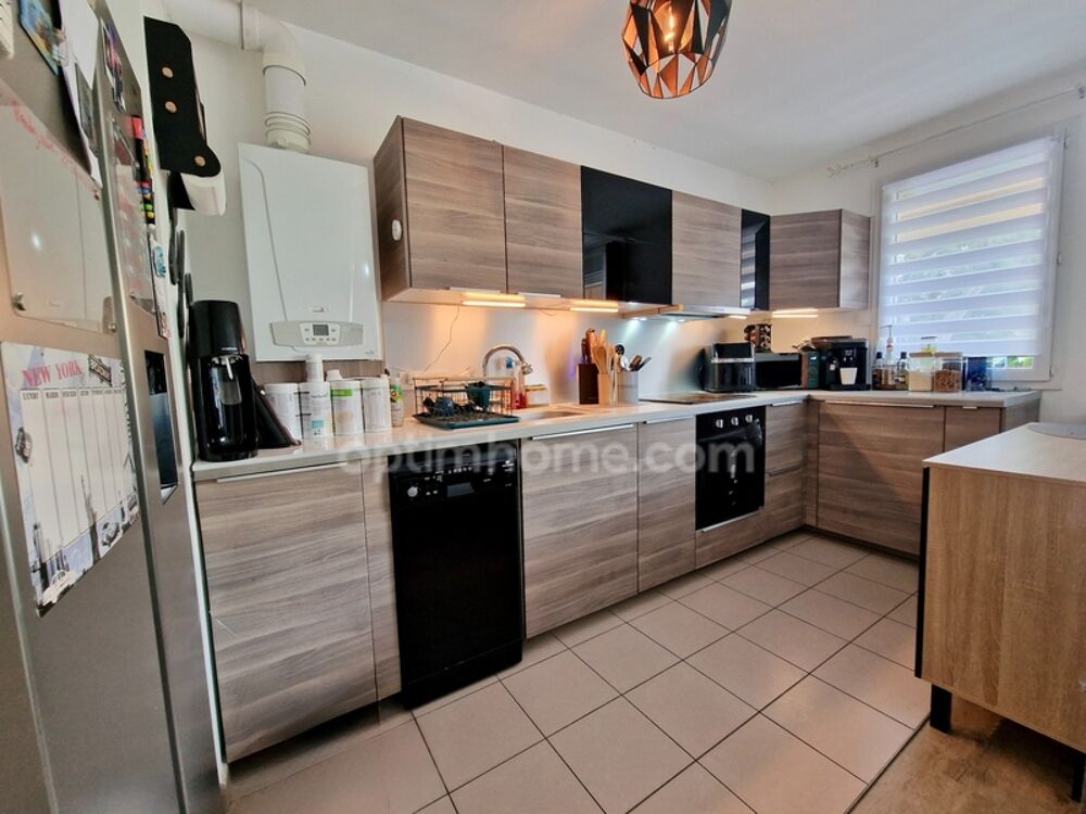 Vente Appartement Appartement 2 pièces avec balcon et parking sous sol Corbeil essonnes