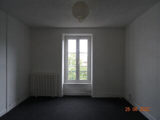 Appartement à louer 3 pièces 71 m²