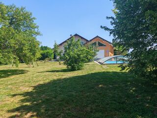 Vente Maison 10 pièces 218 m²