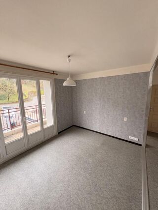  Appartement à louer 1 pièce 32 m²