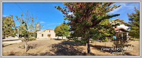   A vendre propriété 2 maisons - Terrain 2 ha Propriété/château - 6 pièce(s) - 200 m²