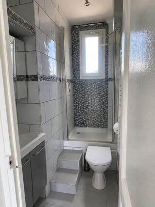  Appartement à louer 2 pièces 32 m²