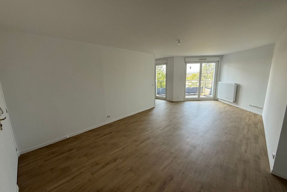 T3 de 71.71 m² à Saint-Priest, Carré Rostand au prix de vente de 146 600 €