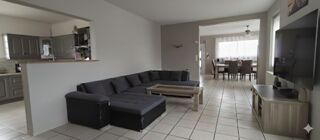  Maison à vendre 10 pièces 218 m²