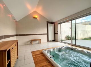  Maison à vendre 7 pièces 215 m²
