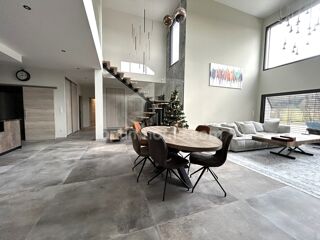  Villa � vendre 6 pi�ces 225 m�