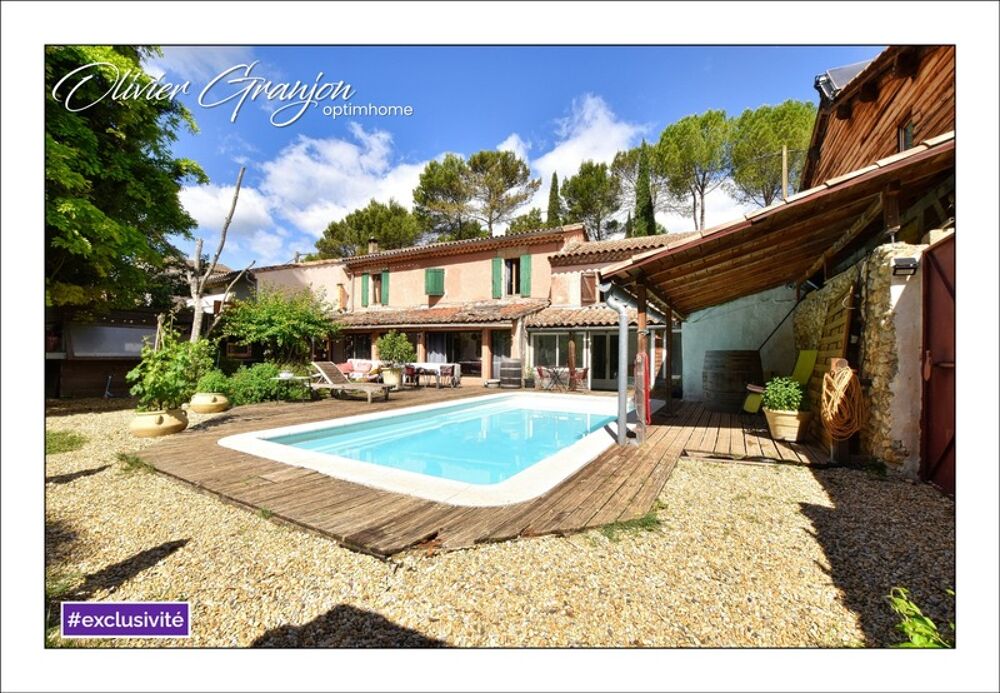 Maison de caractère avec studio indépendant et piscine au coeur de l'Hérault