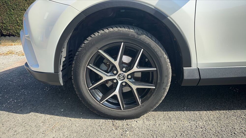 RAV 4 2.0 D-4D 143 Design 2016 occasion 59790 Ronchin