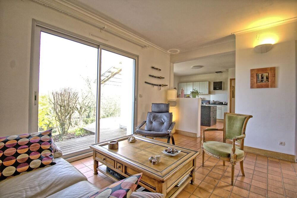 AVRILLE MAISON D'ARCHITECTE AVEC VUE SUR VALLEE
