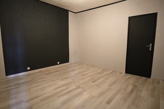  Immeuble à vendre 10 pièces 138 m²