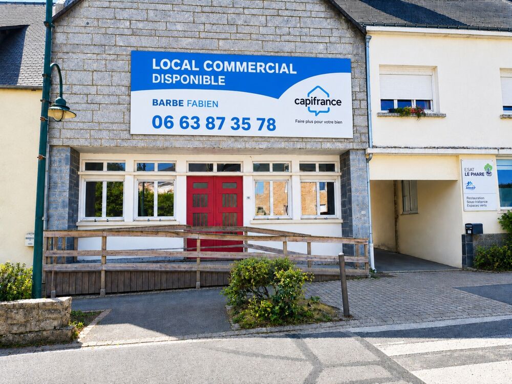   Local/bureau avec garage et grenier à vendre VAL D'OUST (56) 