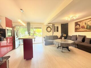  Maison  vendre 13 pices 245 m