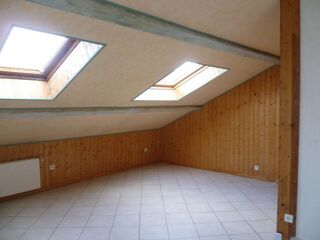  Appartement à louer 2 pièces 68 m²