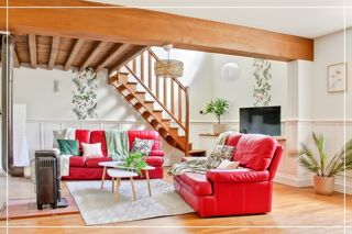  Maison  vendre 9 pices 221 m