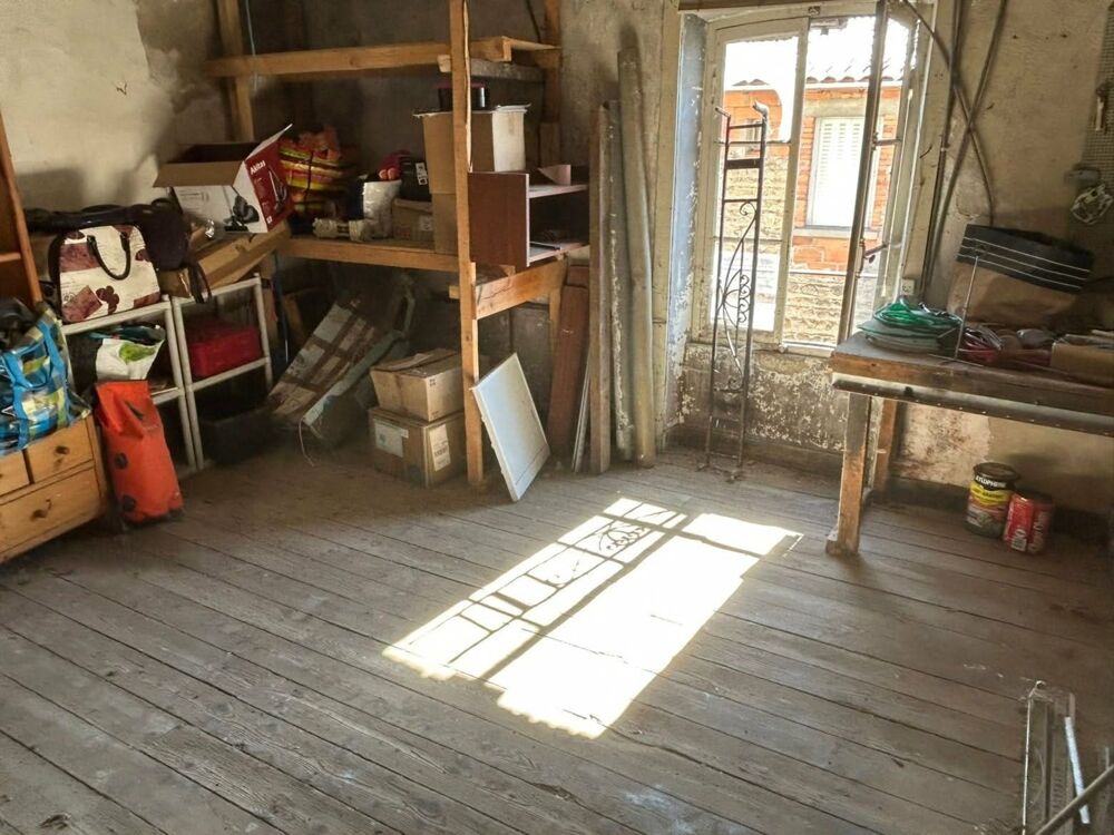 Opportunité rare : Maison de ville à restaurer entièrement  Fort potentiel