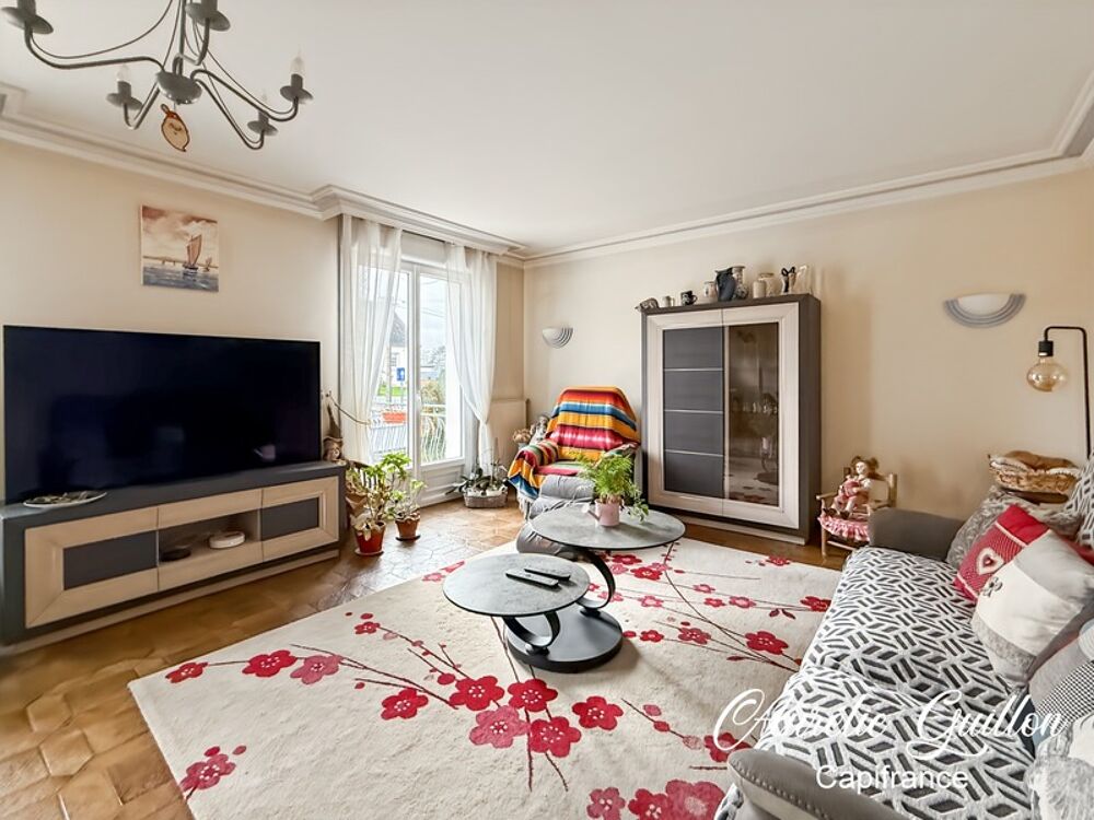 Maison familiale 152 m²  5 chambres  Sous-sol complet  Piscine chauffée  Bourg de La Chapelle-Caro