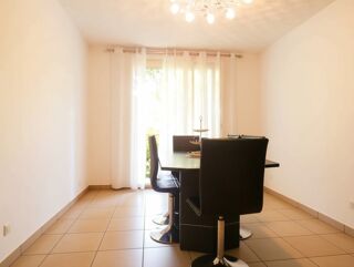  Appartement � vendre 4 pi�ces 83 m�