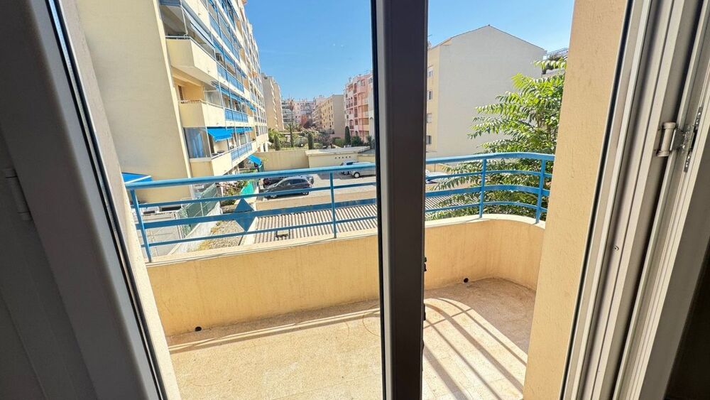 Location Appartement Appartement de 44m2 à louer sur Antibes Antibes