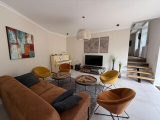  Maison � vendre 8 pi�ces 270 m�