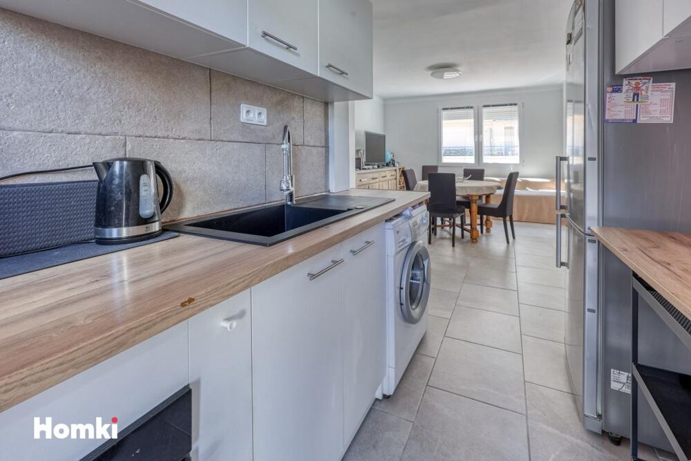 Vente Appartement A vendre ! Appartement T3 traversant rénove avec balcon ascenseur et cellier ideal investissement ou résidence principale Toulon