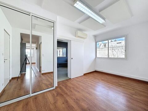   LOCAL PROFESSIONNEL OU COMMERCIAL 