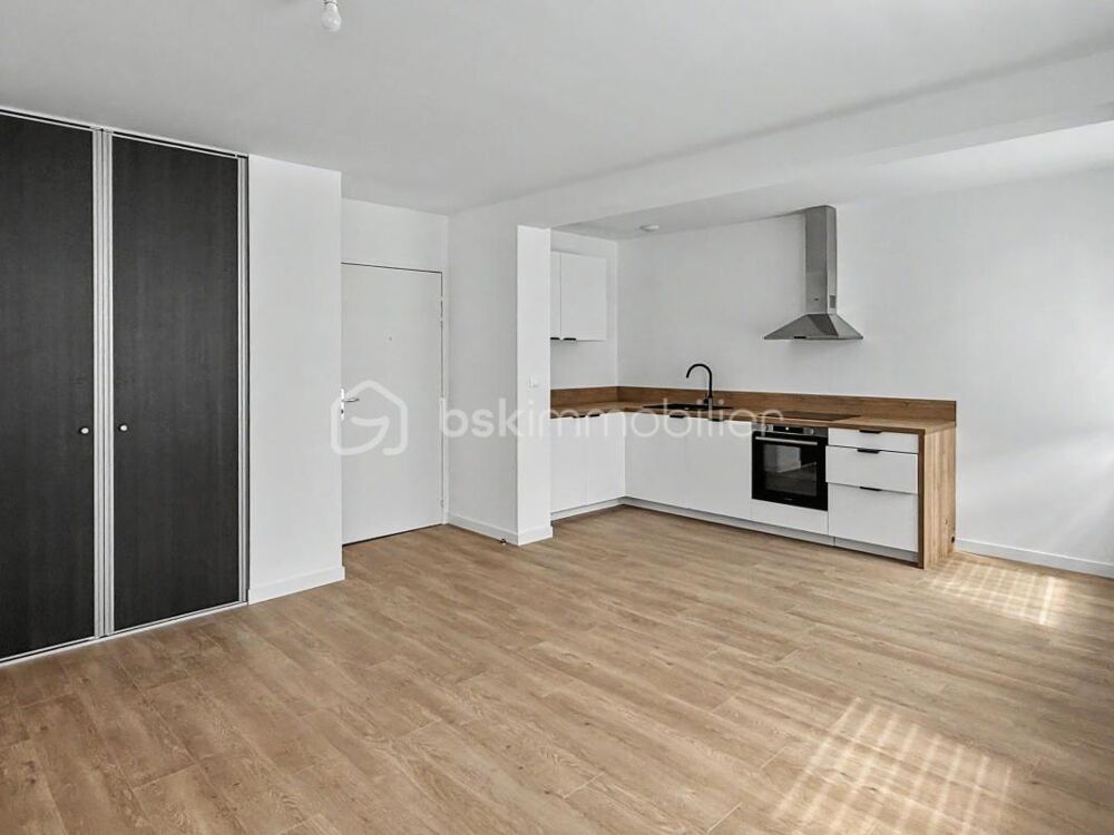 HYPER-CENTRE DAMIENS  APPARTEMENT T3 DE 67 M² AU 1ER ÉTAGE AVEC ASCENSEUR