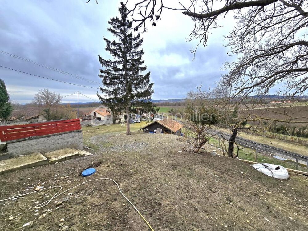 Maison à finir de rénover  180 m²  Beau potentiel  Terrain 5 010 m²  Aubiat
