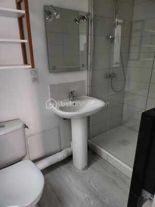  Immeuble à vendre 10 pièces 157 m²