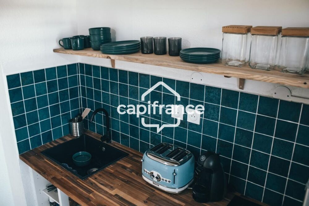 T2 vendu meublé avec terrasse  Saint-François