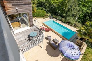  Maison � vendre 6 pi�ces 210 m�
