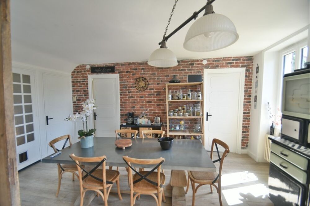 BELMONT DE LA LOIRE - Maison 215 m² - 7 pièces - proche commodités