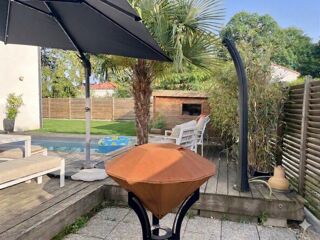  Maison à vendre 10 pièces 164 m²
