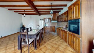  Maison  vendre 8 pices 180 m