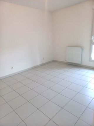  Appartement à louer 2 pièces 41 m²