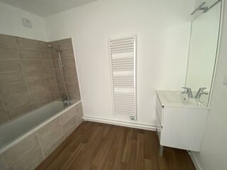  Appartement à louer 3 pièces 62 m²