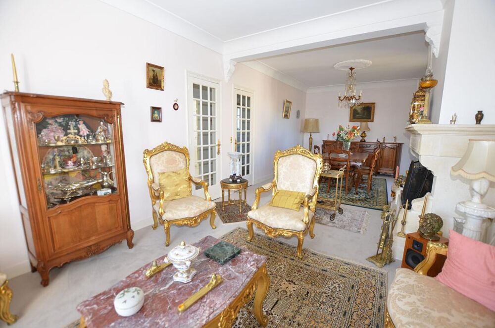 Vente Maison Maison 8 pièce(s) 205 m² (3 logements séparés) Sainte genevieve des bois