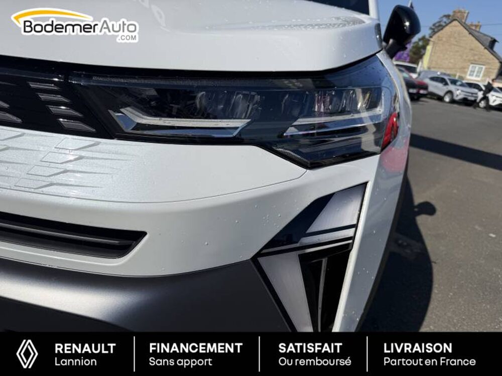 Symbioz E-Tech full hybrid 145 Esprit Alpine 2025 occasion 22200 Guingamp