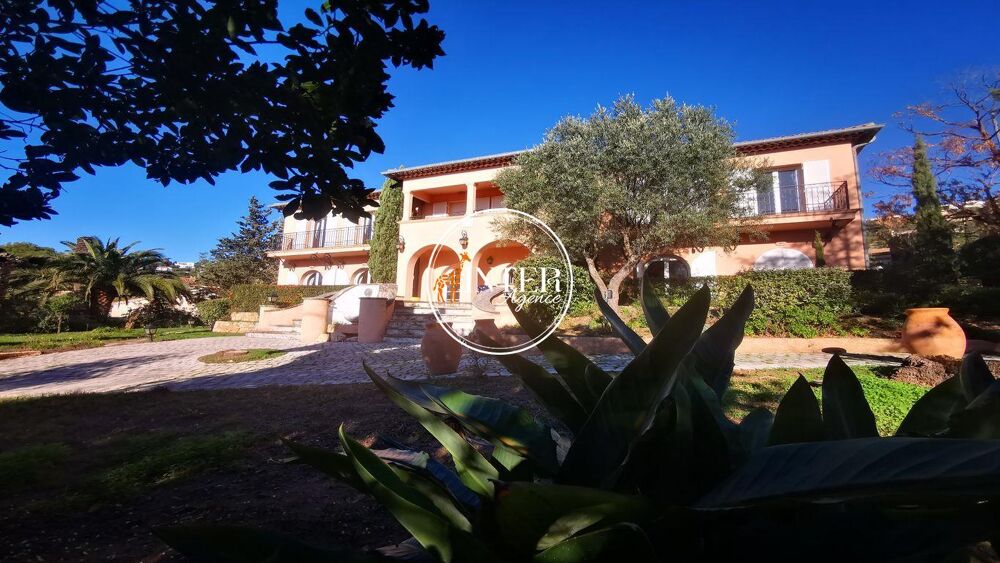 � vendre  Villa Les Issambres (83380)