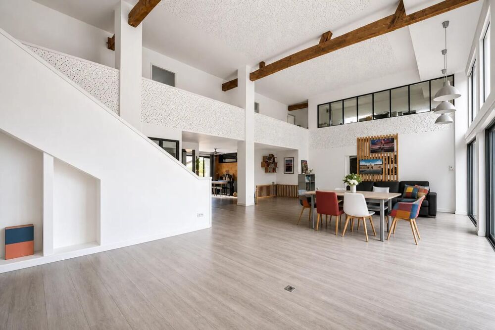 Vente Maison Maison contemporaine de 254 m² sur 6 000 m² de terrain Val de livenne