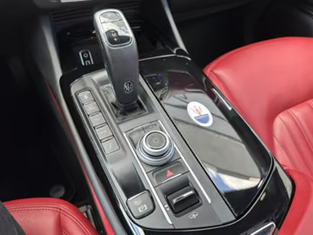 Levante 3.0 V6 GranLusso AWD Diesel 2019 occasion 33000 Bordeaux
