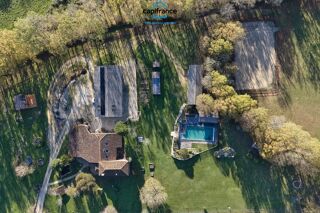  Propri�t�/ch�teau � vendre 8 pi�ces 220 m�