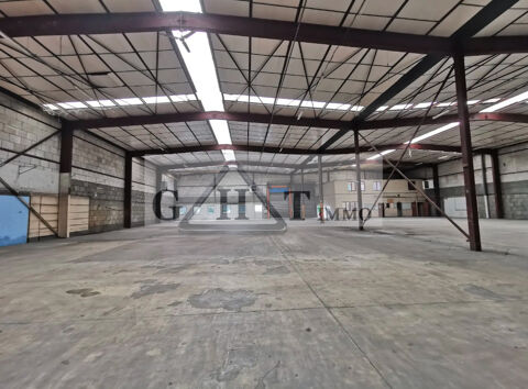 ENTREPOT-BUREAUX DE 1600M2 EN VENTE A PLAISIR ! 2500000 78370 Plaisir