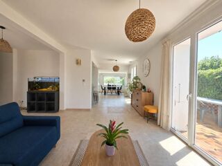  Villa à vendre 6 pièces 135 m²