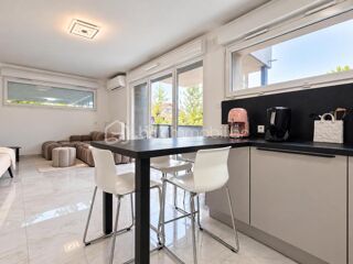 Vente Appartement T2 RÉCENT DE 44 M² – TERRASSE 10 M² – GARAGE – RÉSIDENCE SÉCURISÉE 79, avenue Léon Blum à Grenoble Grenoble