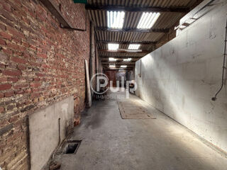  Parking / Garage  vendre 90 m